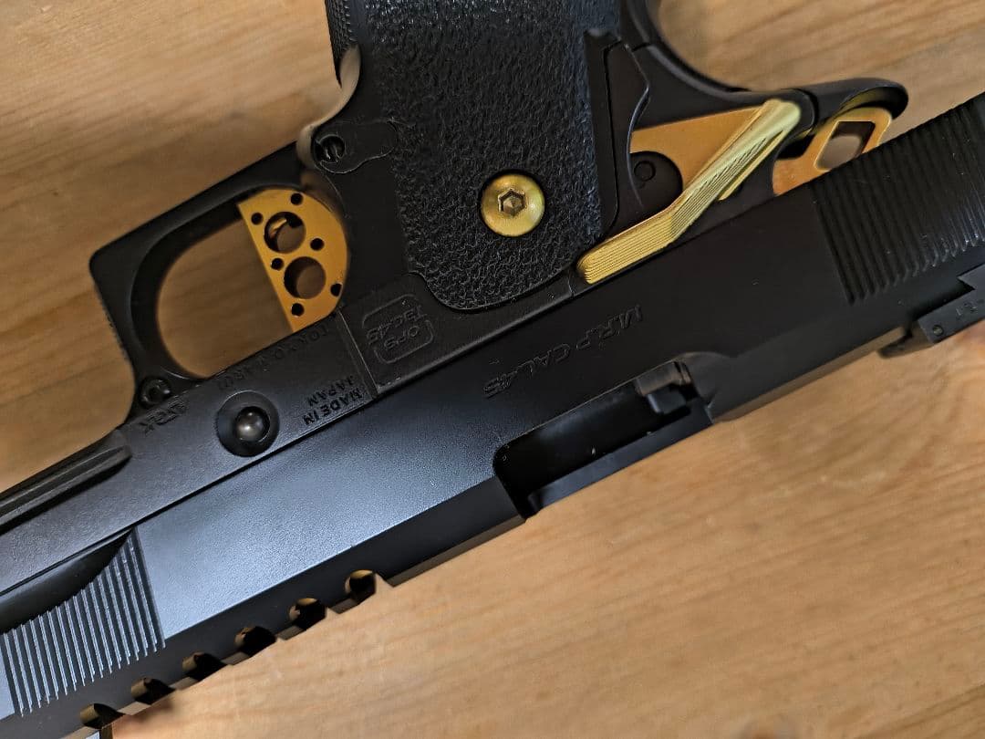 東京マルイ　ハイキャパ(HI-CAPA)ゴールドマッチカスタム　マガジン×2