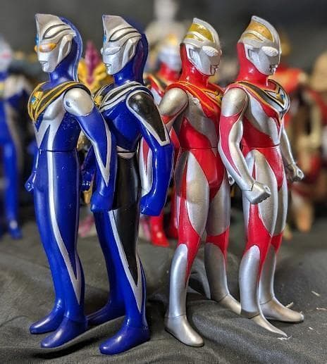 ウルトラマンガイア＆登場怪獣・宇宙人（バンダイ）ソフビフィギュア26体セット＋2