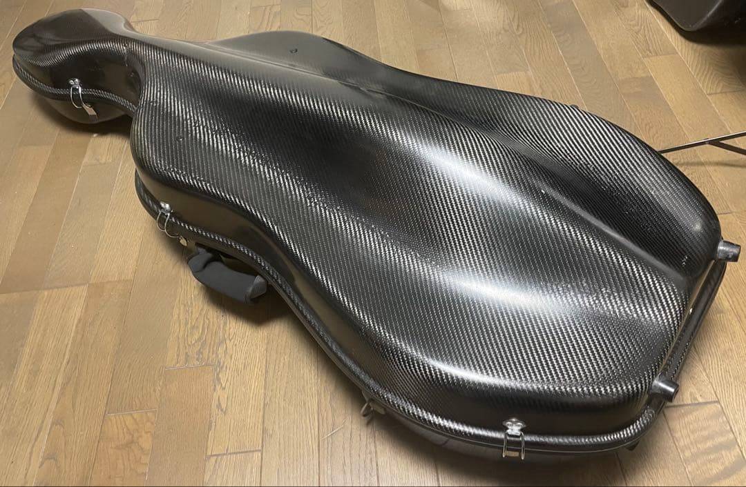 伝統と信頼のドイツGEWA製カーボン チェロケース、フラッグシップモデル。