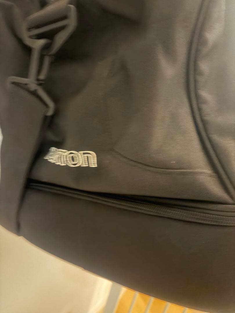 Burton バートン ダッフルバッグ　ボストンバッグ　2way ショルダー