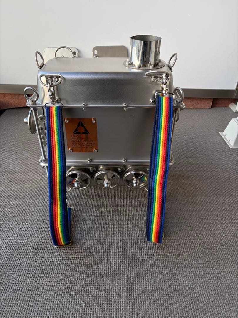 クラファンで1443%達成したFOCUS UNCLE 社 ステンレス製薪ストーブ