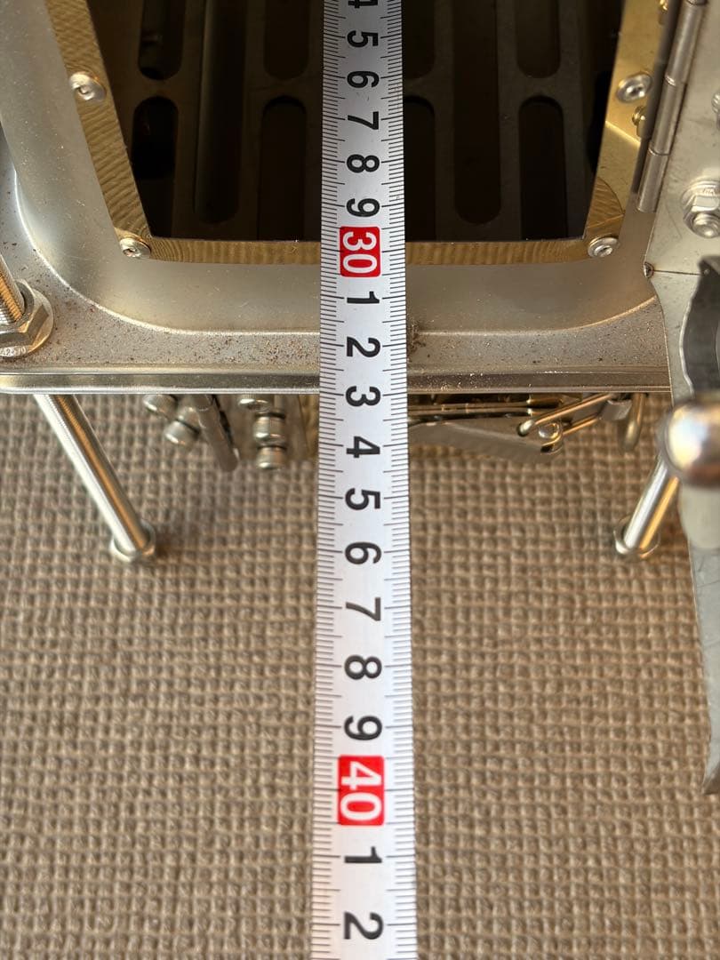 クラファンで1443%達成したFOCUS UNCLE 社 ステンレス製薪ストーブ