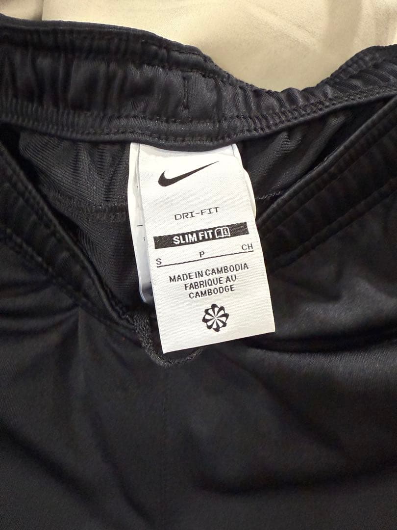 【新品】 リバプールFC トラックスーツ トレーニング グリーン　24/25