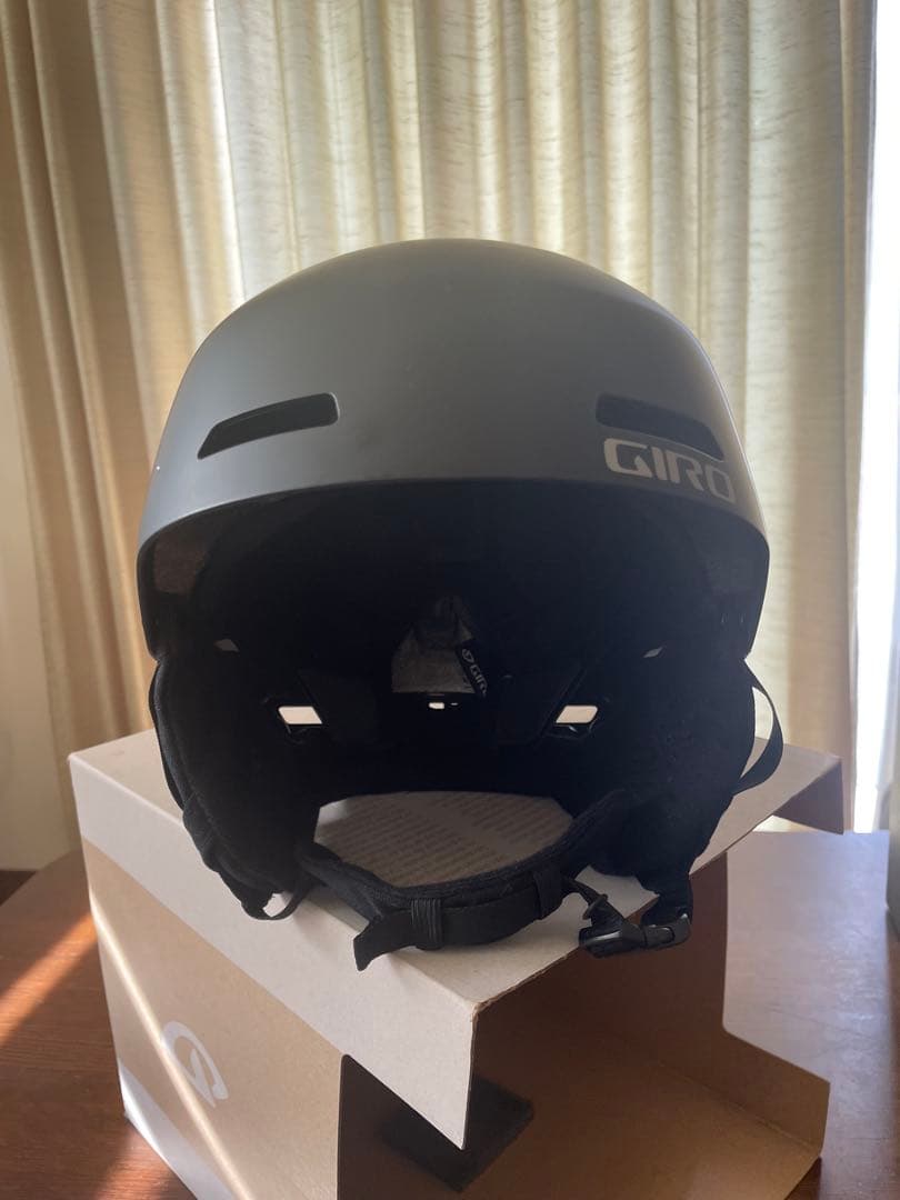 Giro スノーボードヘルメット マットブラック　未使用　XL