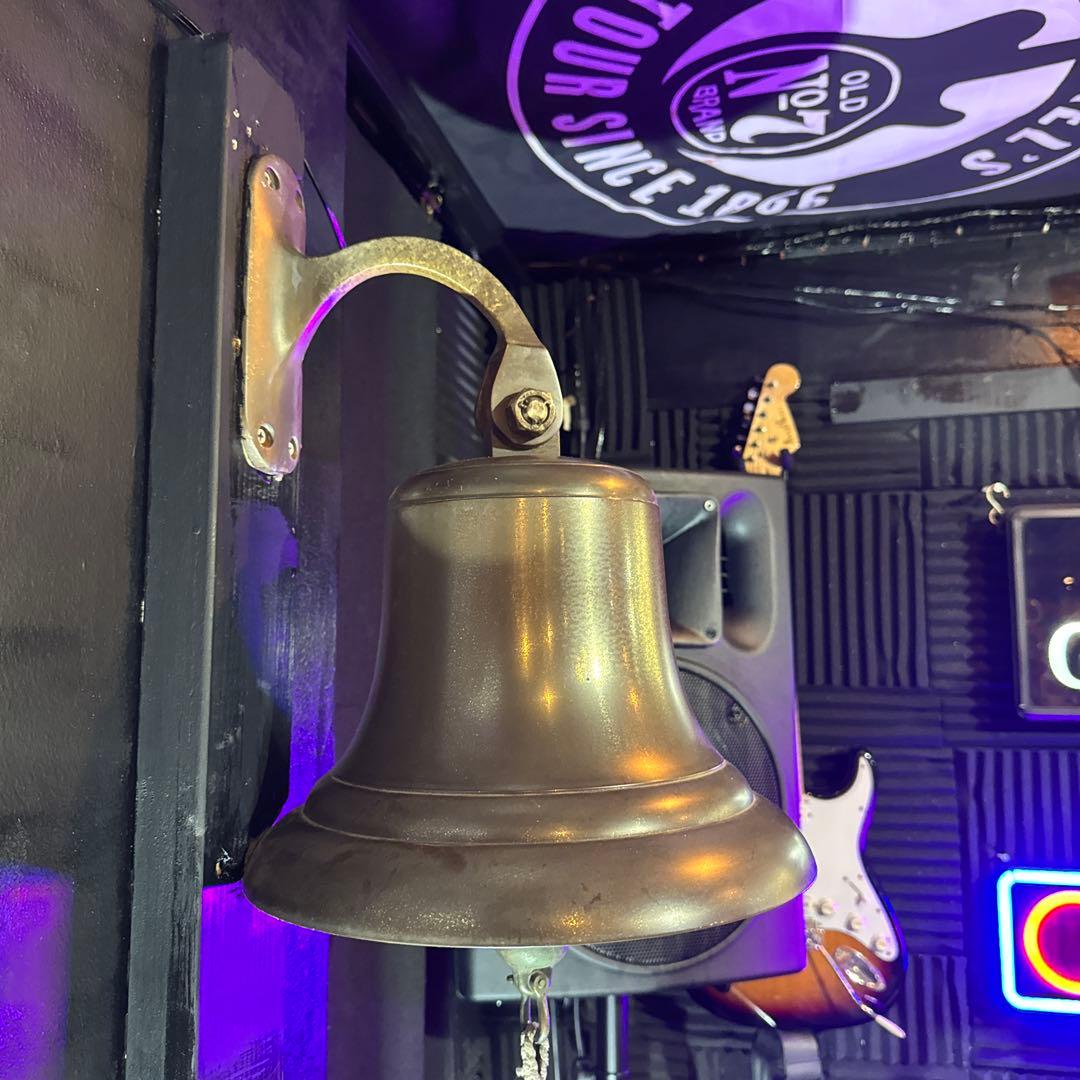 ビンテージ　ブロンズ製クラシック壁掛けベル［A-11］