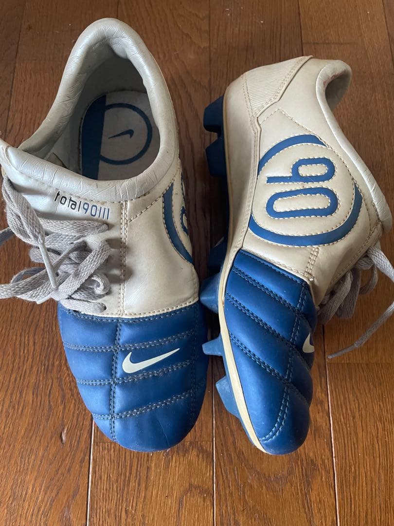 Nike Total 90 III スパイクシューズ 青