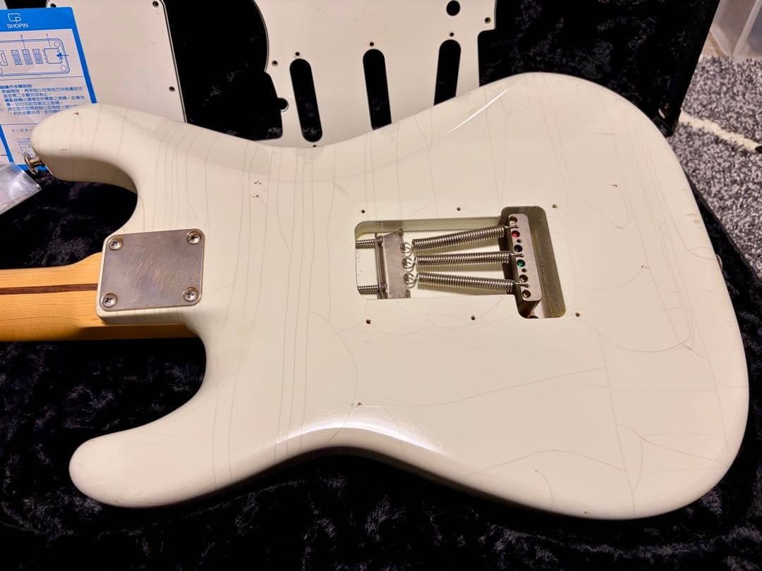 （希少）Suhr Classic Antique Olympic White