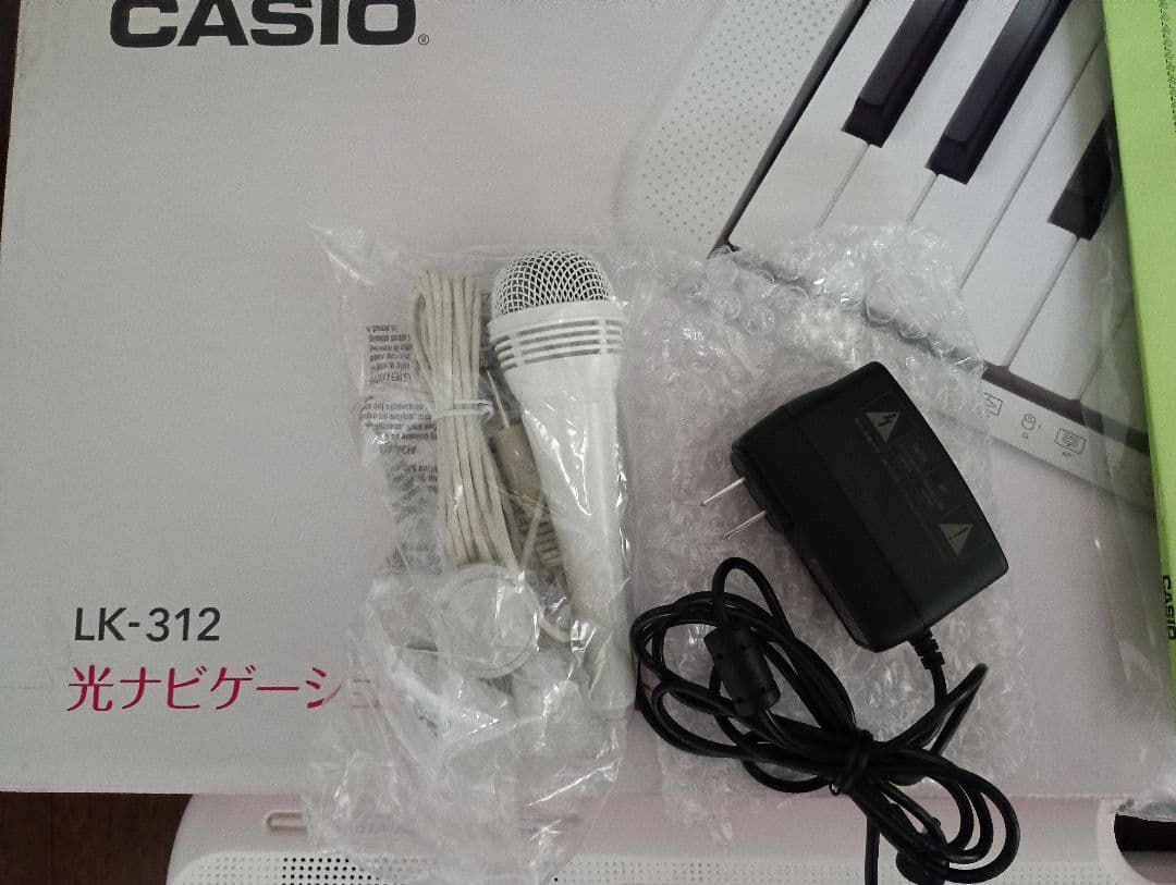 CASIO LK-312 電子キーボード 61鍵 ホワイト/ピンク