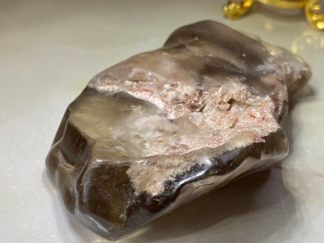 T1034ピンクホワイトガーデンクォーツ原石ルチル針瑪瑙共生ラダー虹入りジオード