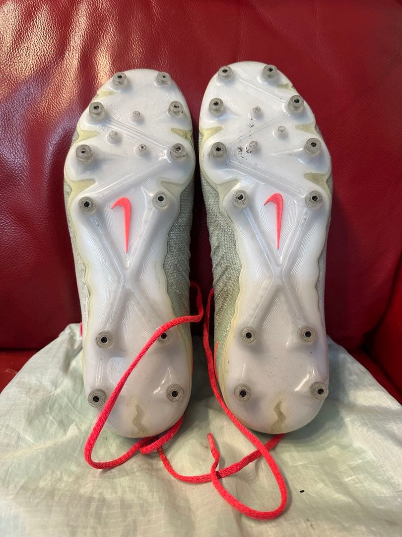 Nike ファントムGX2エリート　AG 25cm