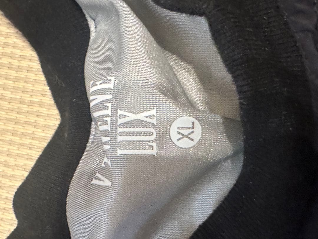 美品V12 ダウンスニードブラック