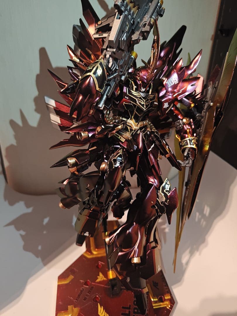 ガンプラ　塗装済み完成品　修正改造　シナンジュ　MG