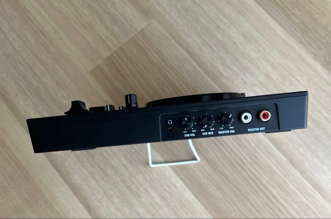 ③Reloop Buddy DJコントローラー