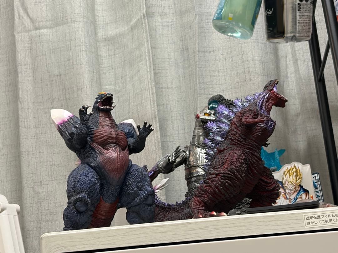 中田1士のゴジラフィギュア 2体セット