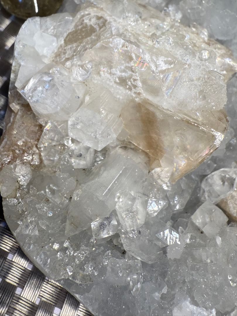 アポフィライトクラスター Select by Amulet〜天然石〜