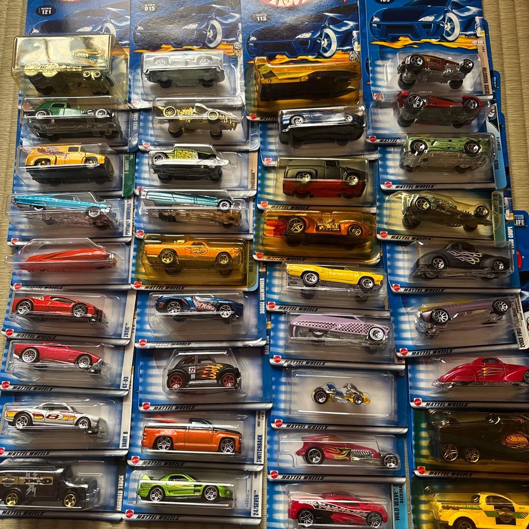 在庫僅か　ホットウィール 36台セットその① 35周年記念 2003年製