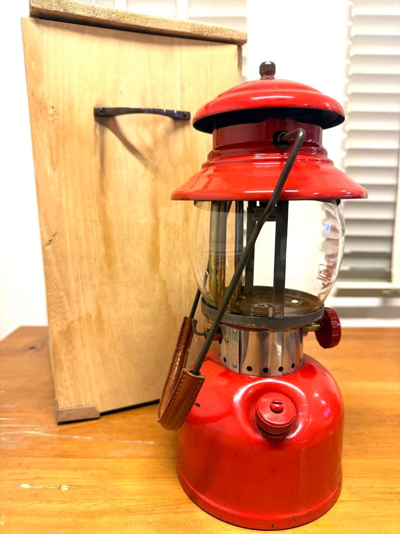 【ケース付き】コールマン：200Aランタン（1956年3月製）おまけ付き