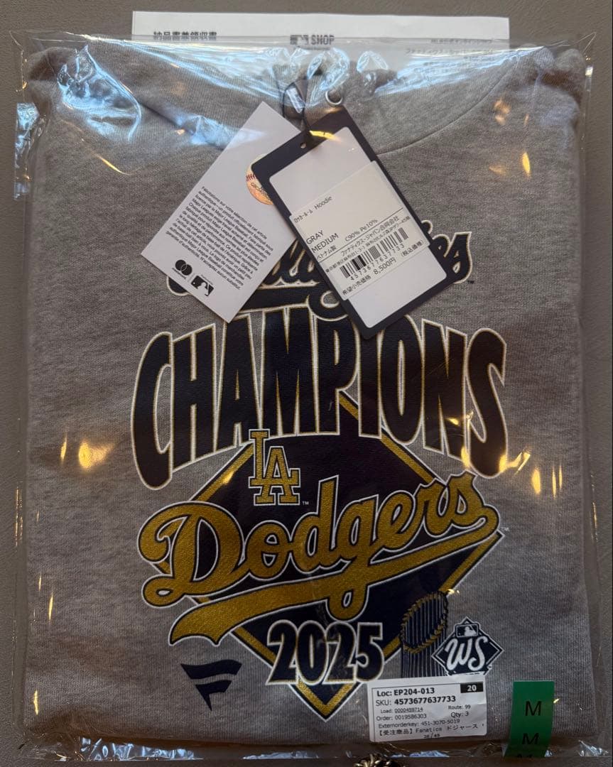 2025ワールドシリーズチャンピオン記念パーカー M クリスマスプレゼントに