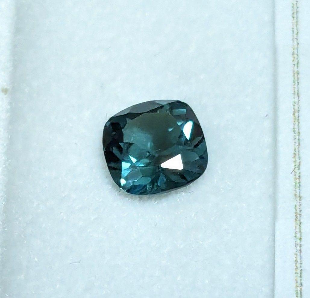 トルマリン ルース (0.427ct)