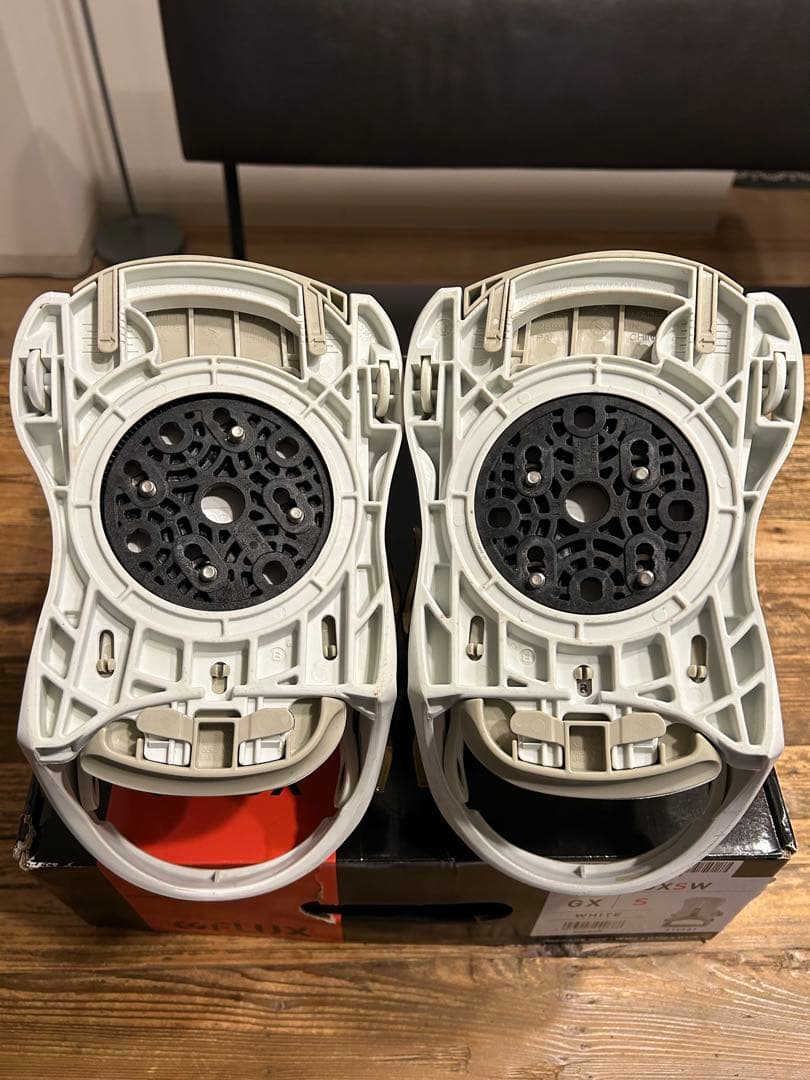 FLUX GX スノーボードビンディング S ホワイト