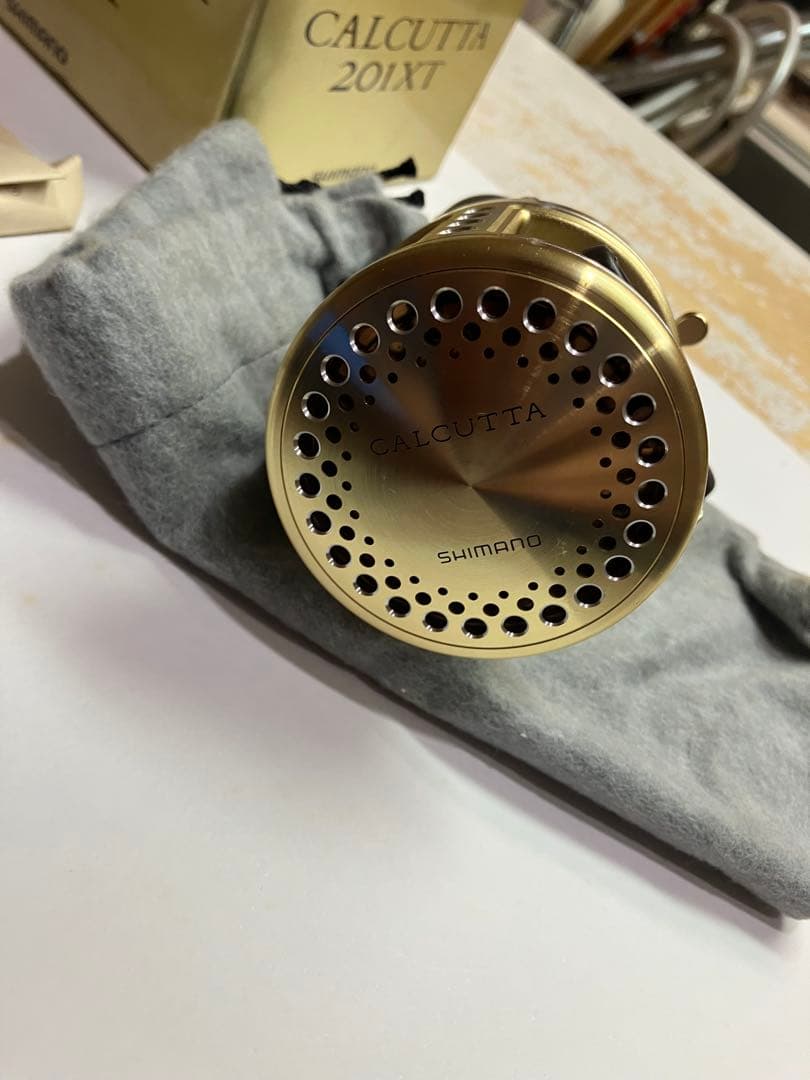 古いシマノカルカッタ 201XT 美品SHIMANO CALCUTTA メガバス