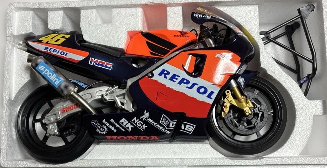 WORLD CHAMPIONSHIP HONDA RC 2II バイクフィギュア