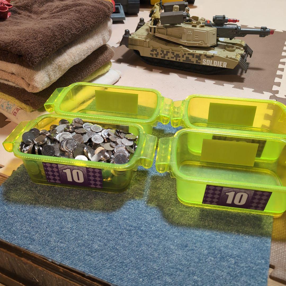 パチスロ　　メダル 25φ 約5kg 約1000枚 ドル箱　4つ