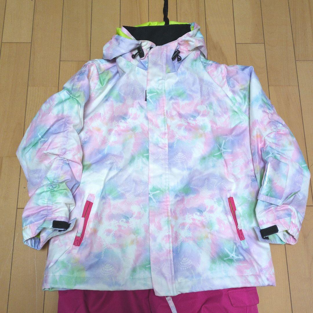 子ども用　スキー．スノーボードウェア 　ピンクとマルチカラー