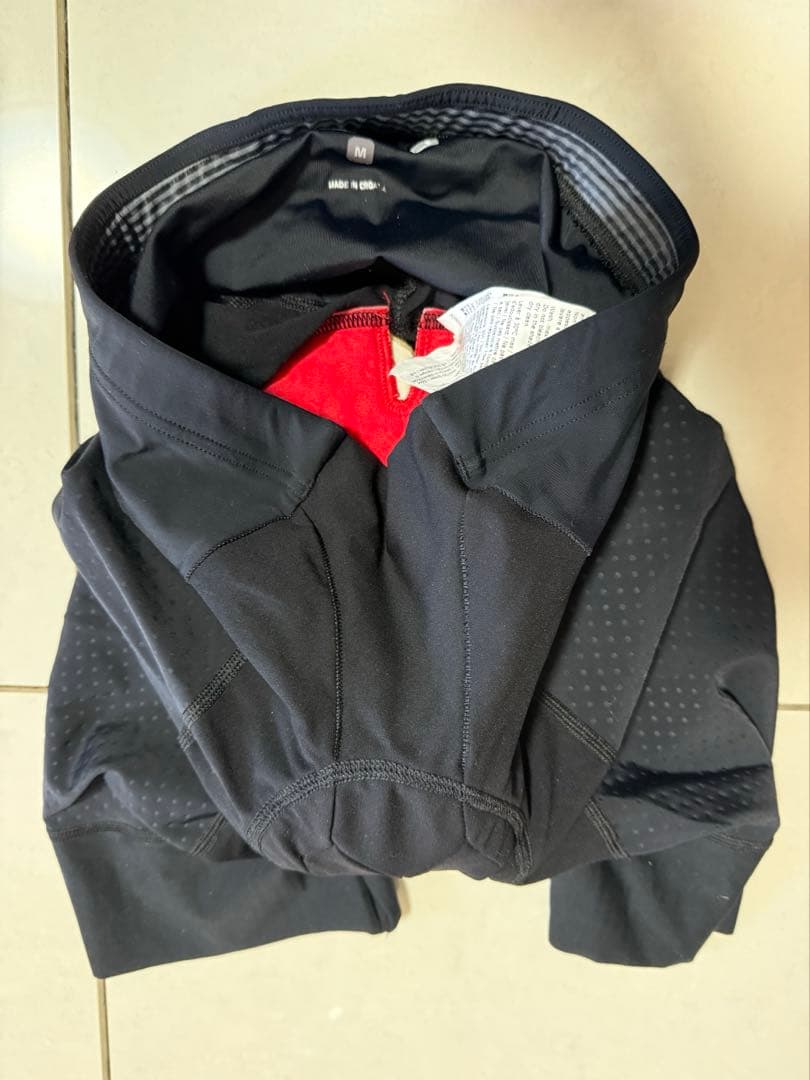 カステリ　ウィメンズサイクリングショーツ