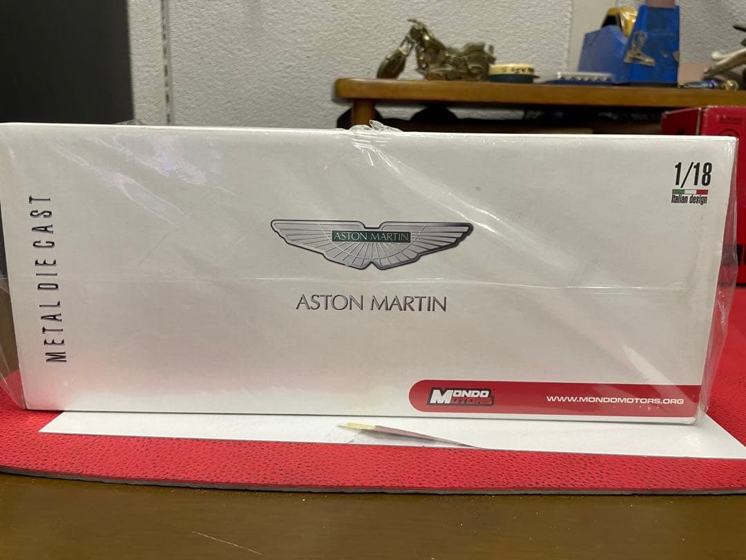 モンドモータース アストンマーチン One-77