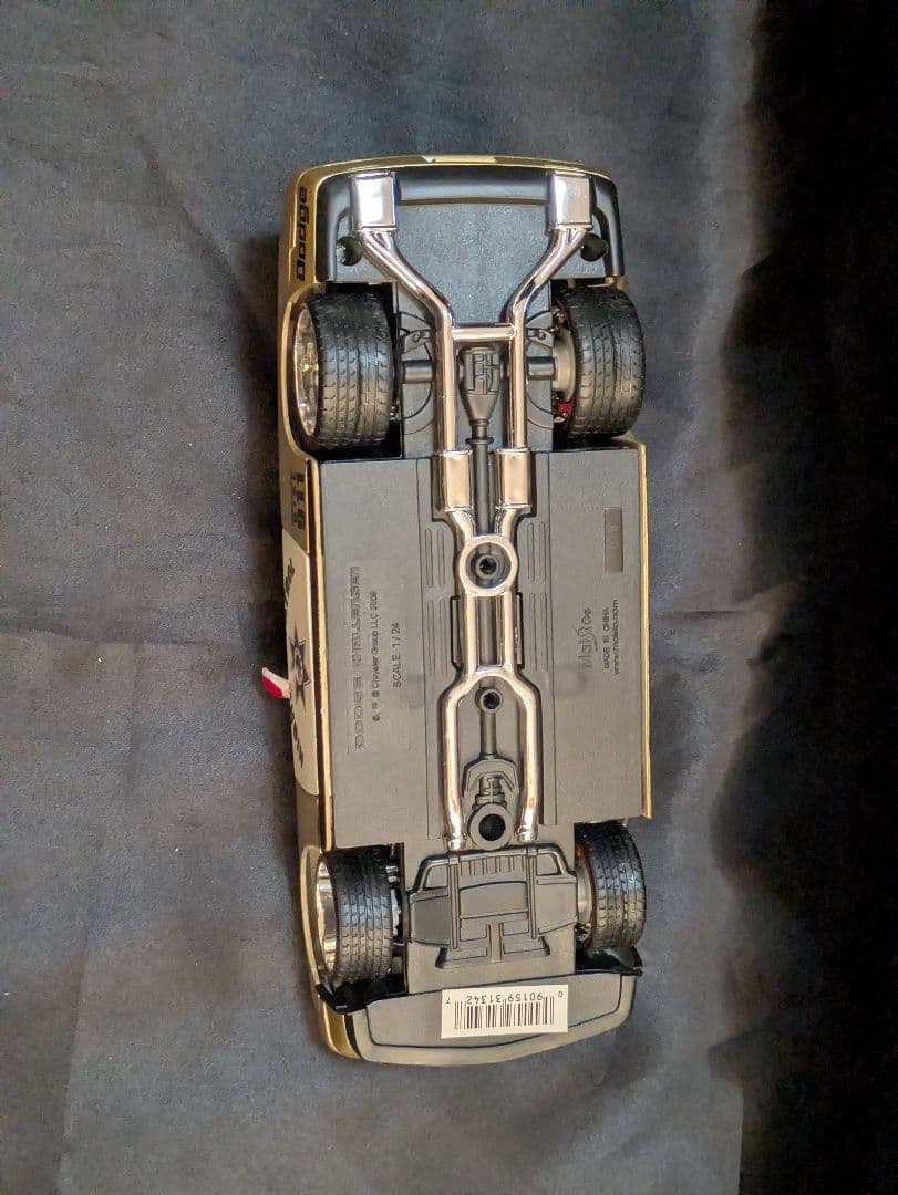 MAISTO　ダッジ　チャレンジャー　ハイウェイパトロール　パトカー　1/24