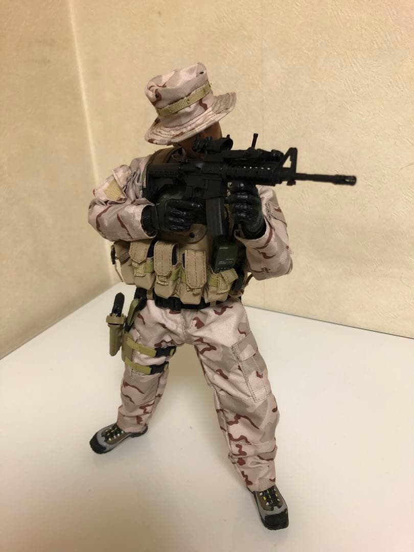 1/6 ミリタリー　フィギュア アクション　特殊部隊　装備　ホットトイズ　武器