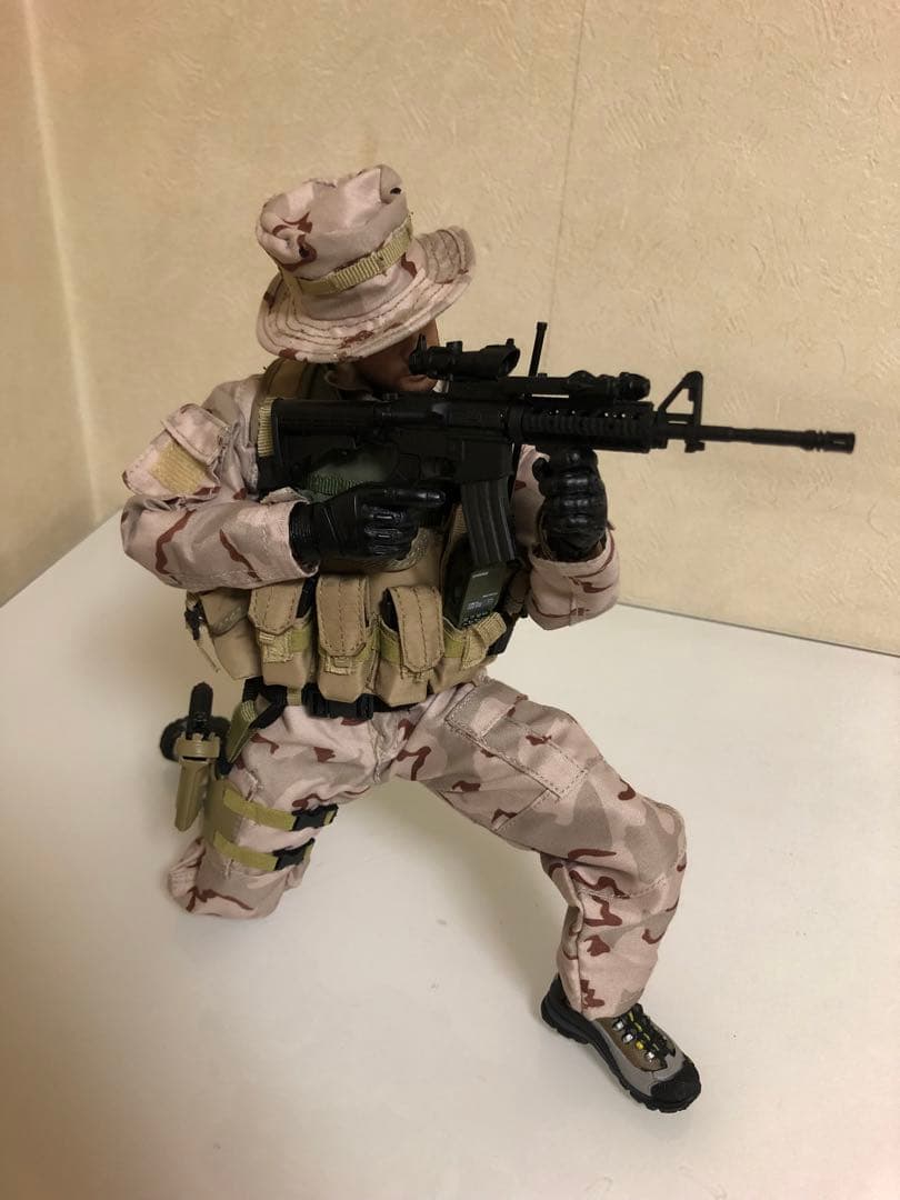 1/6 ミリタリー　フィギュア アクション　特殊部隊　装備　ホットトイズ　武器