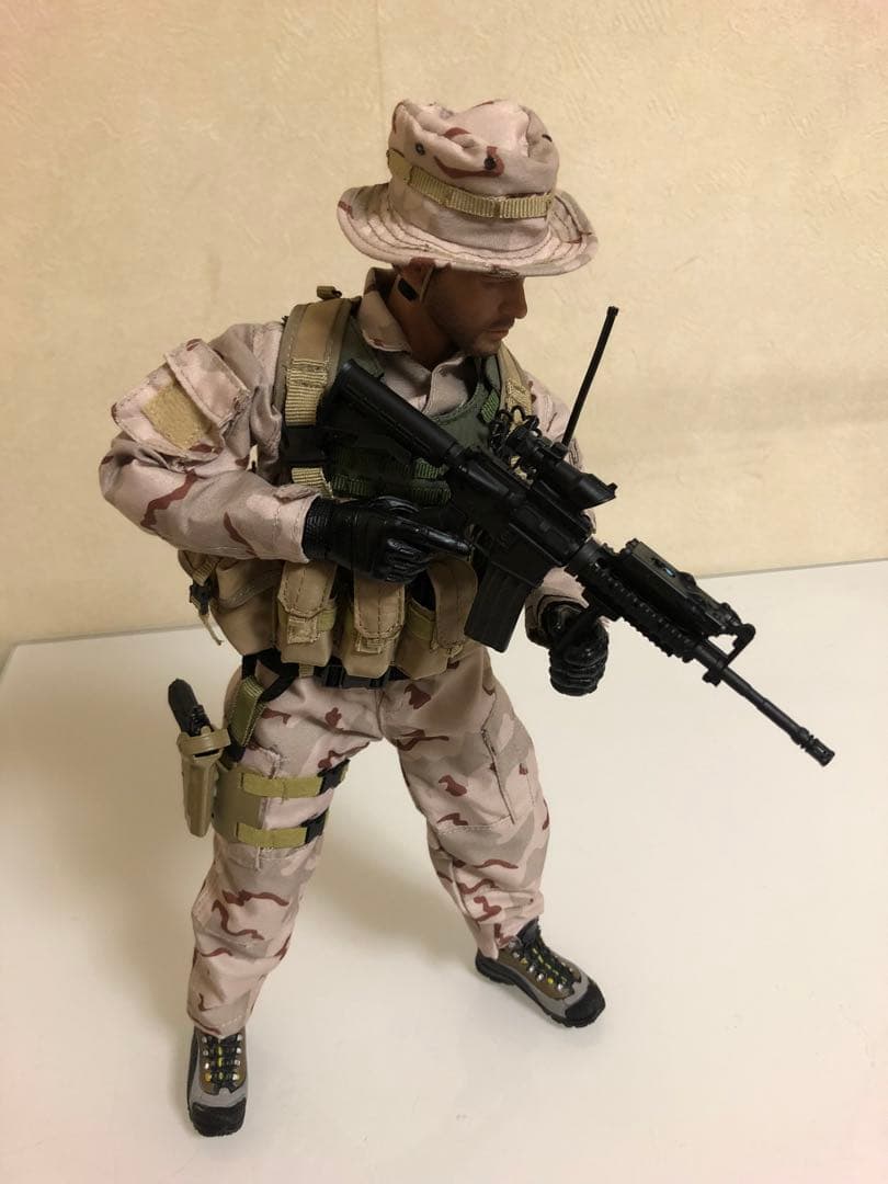 1/6 ミリタリー　フィギュア アクション　特殊部隊　装備　ホットトイズ　武器