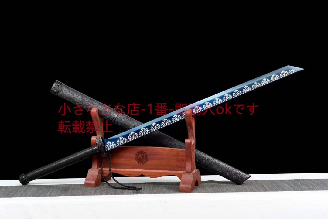 金校尉の青面修羅を触る 古兵器 武具 刀装具 日本刀 模造刀 居合刀