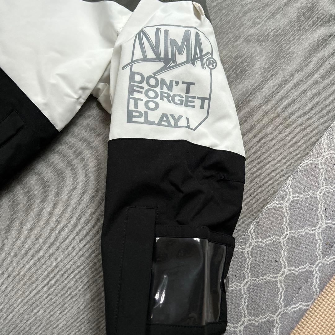 ★美品★nima スキー　スノーボード　ウェア　140 上下