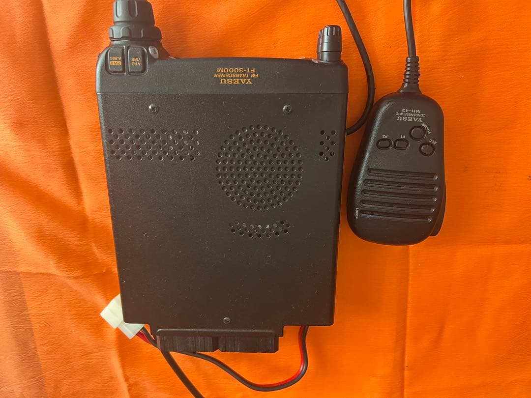 ヤエス　トランシーバー FT-3000M