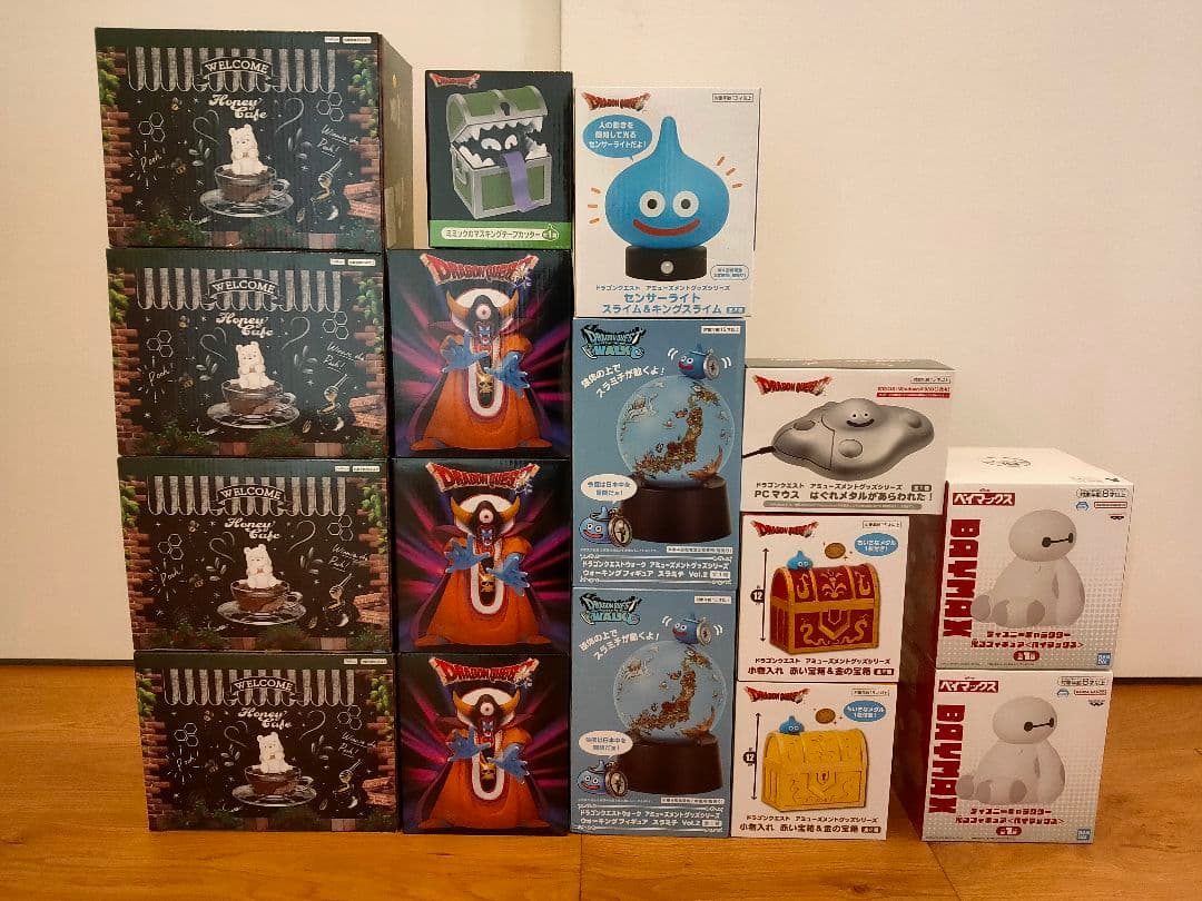 【新品】アミューズメント景品 16点 (ドラクエ、くまのプーさん、ベイマックス)