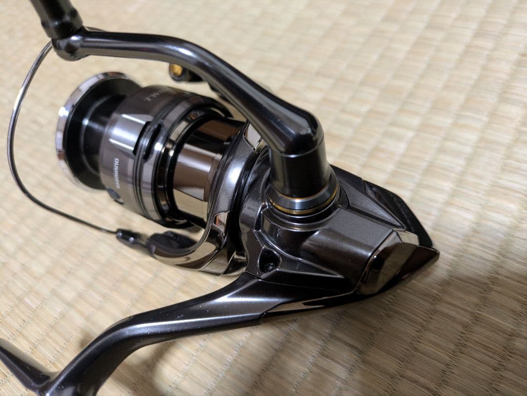 シマノ 24TWIN POWER 4000PG 24ツインパワー