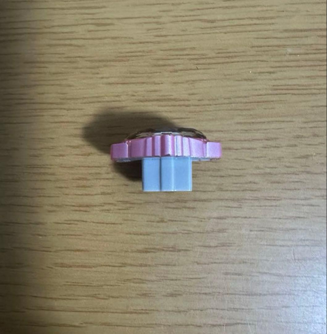 たまごっち たまデコピアス ベイビー！？チェンジ！