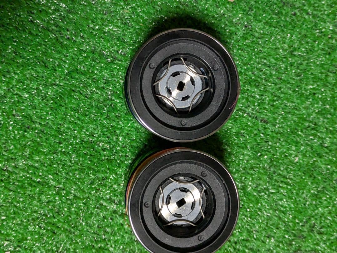 23ストラディック４０００番純正スプール　２組　ライン付　即日発送可