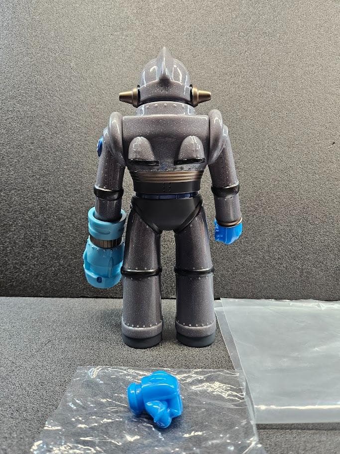 cn9ki Provgl G2 限定20体 ソフビ 破壊します