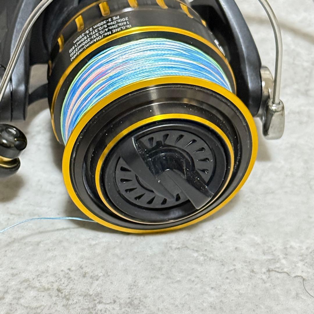 ☆極美品☆ダイワ スピニングリール BG 3500H/DAIWA