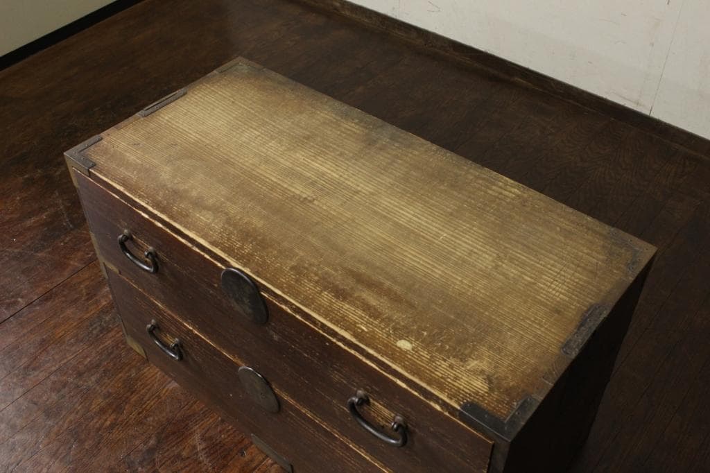 古い時代箪笥 前桐古家具/和家具/和骨董/店舗什器/ローボード/チェスト/収納