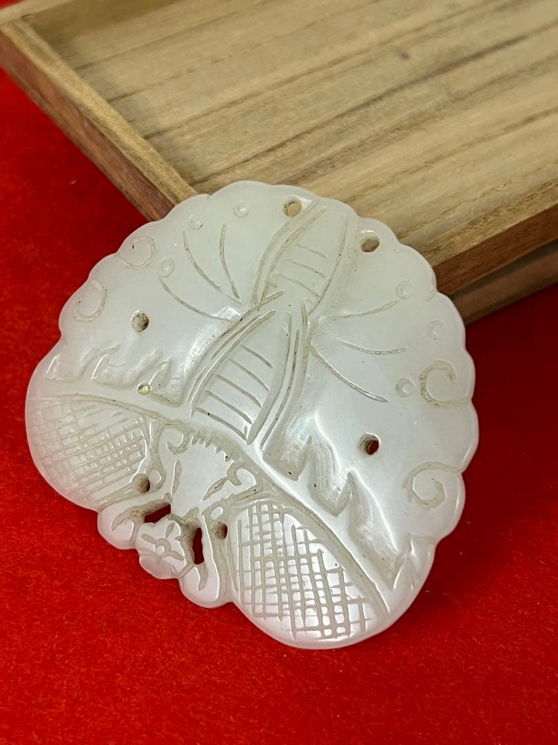 中国古美術 根付　天然白玉蝶形珮　本玉　　；H-6-0