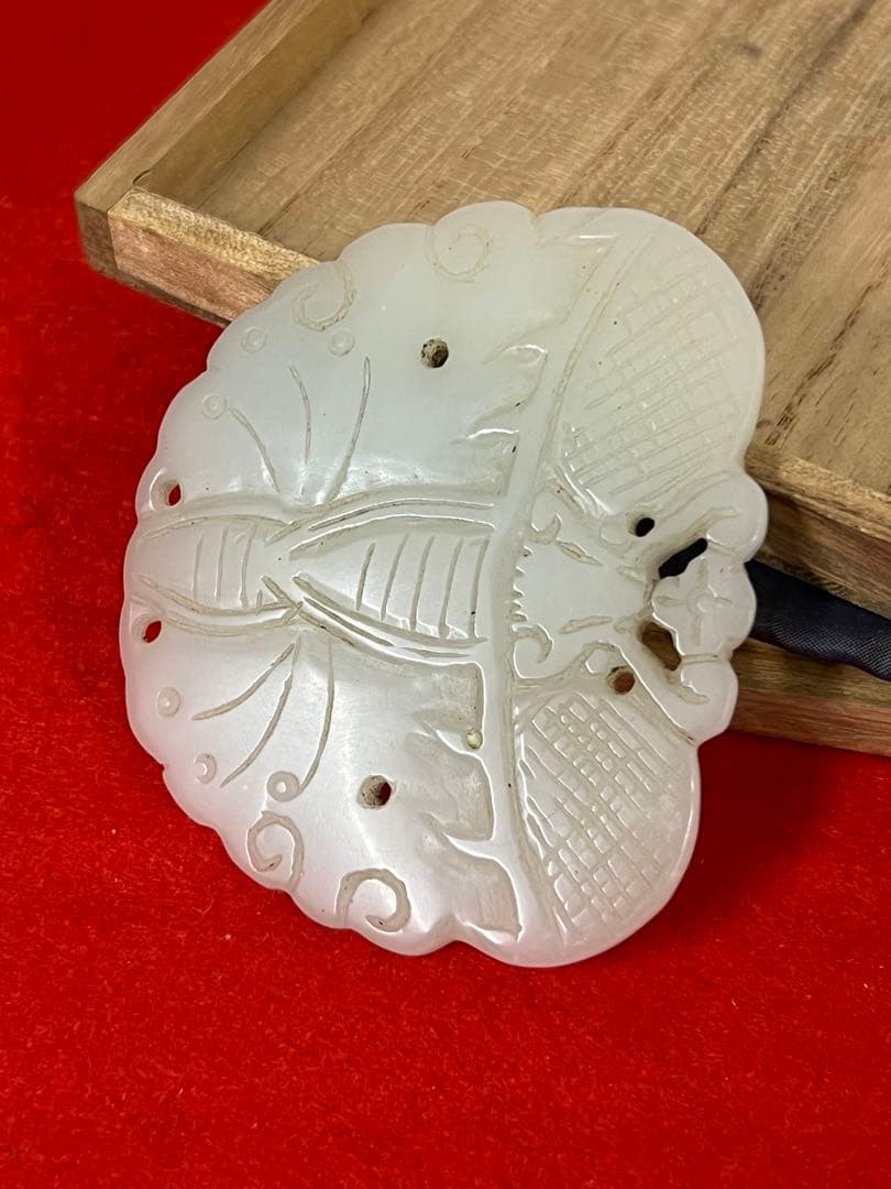 中国古美術 根付　天然白玉蝶形珮　本玉　　；H-6-0