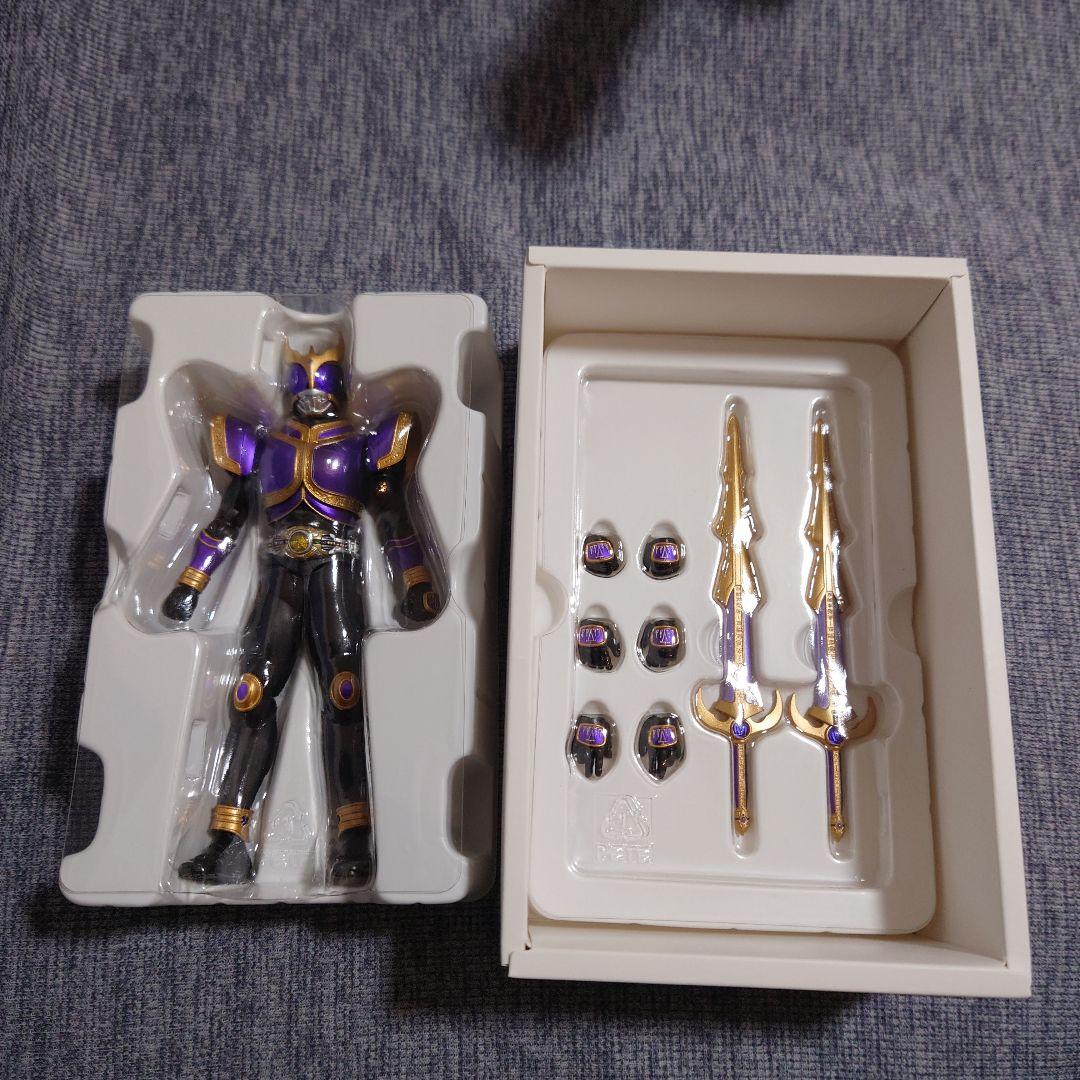 S.H.figuarts真骨彫製法 仮面ライダークウガ ライジングタイタン