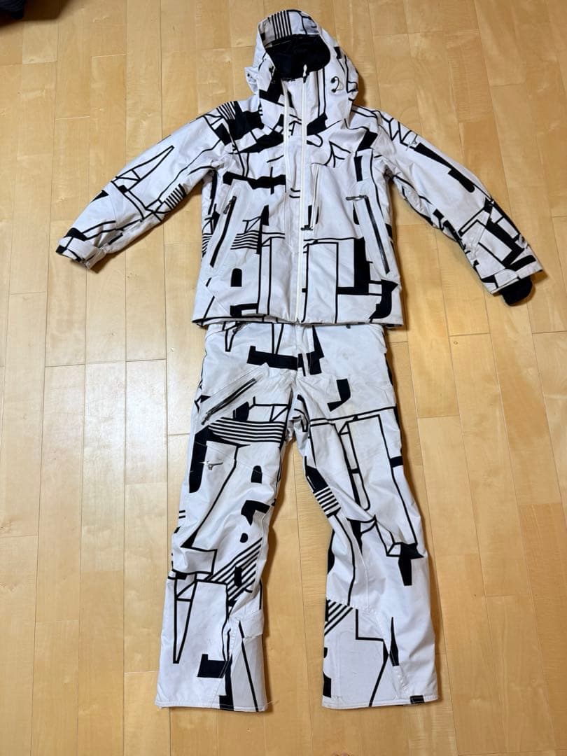 ミズノ スキーウェア 2019-20モデル