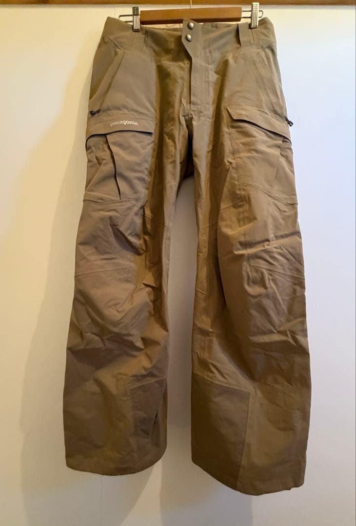 Patagonia untracked pantsスノーボード　スキー ウェア