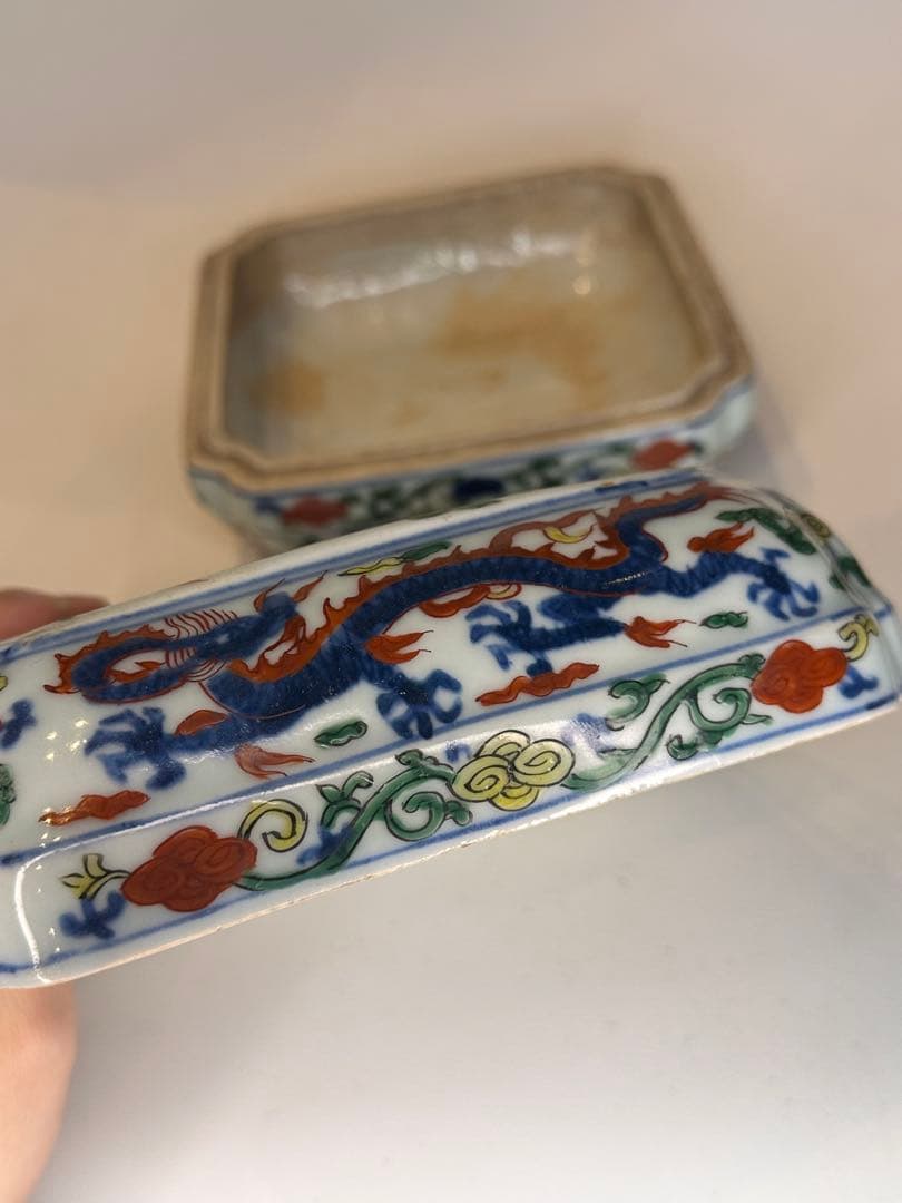 本mercy！中国 明代 大明嘉靖年製 五彩 龍文 蓋盒 四面龍文 骨董品